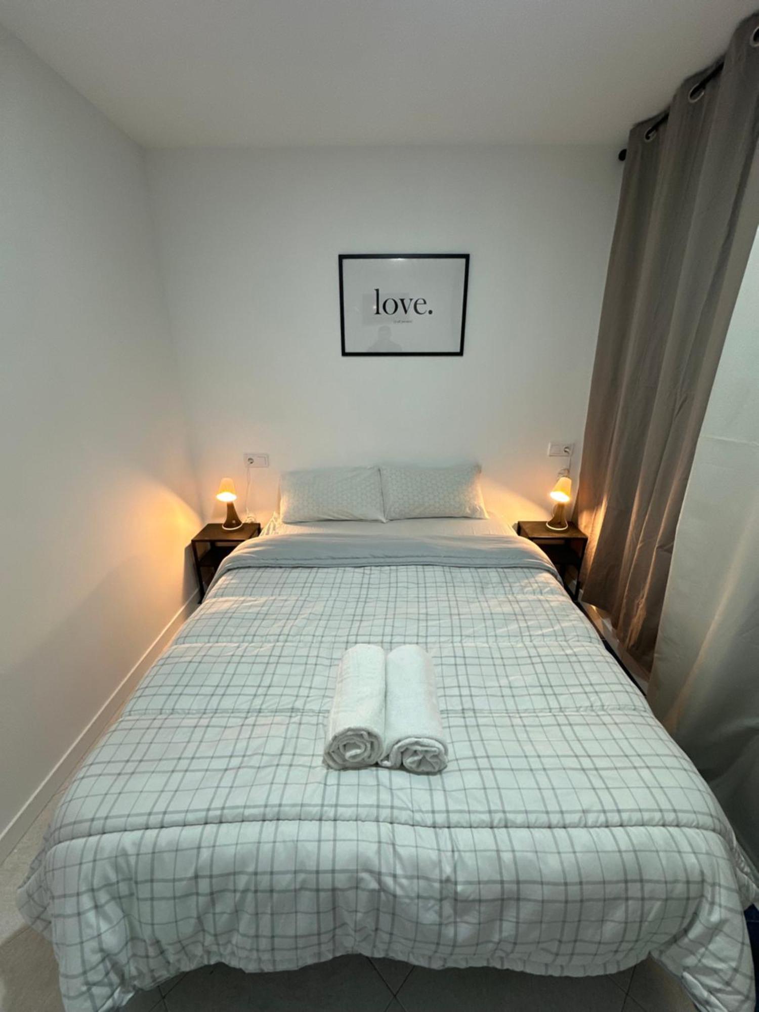 Rooms Mediavilla Madrid Exterior foto